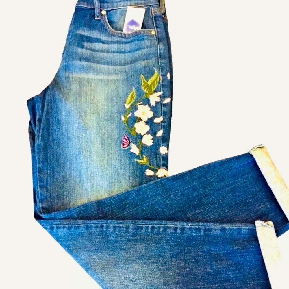 Mid Rise Denim Embroidered Floral Tapered Jeans NEW